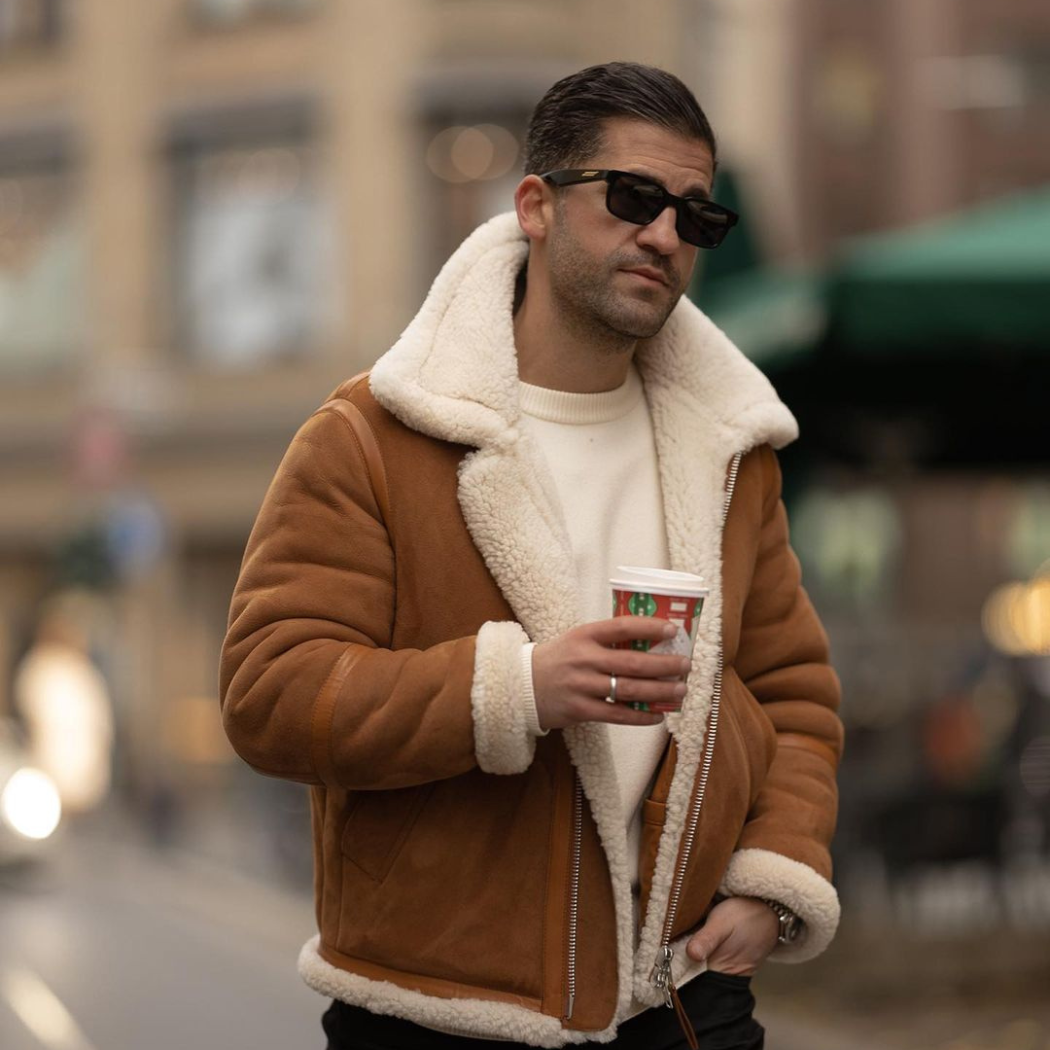 Najmodniejsze kurtki zimowe męskie 2023. Te modele zdominowały trendy